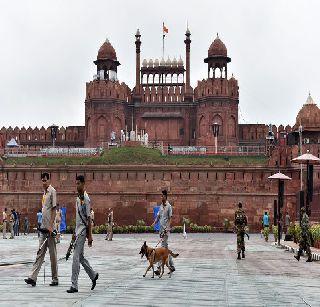 The excitement was found in the Red Fort with explosives detected | लाल किल्ल्यात स्फोटके आढळल्याने खळबळ