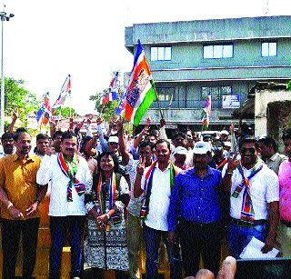 Alliance candidates in front of the alliance face-to-face | युती आघाडीतील उमेदवार आमने-सामने