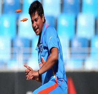 'Chinnamman' Kuldeep Yadav's squad for Bangladesh against Bangladesh | बांगलादेशविरूद्धच्या कसोटीसाठी 'चायनामॅन' कुलदीप यादवची संघात वर्णी