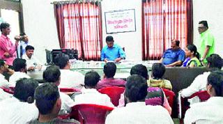 An application is invalid in Sinnar taluka | सिन्नर तालुक्यात एक अर्ज अवैध An application is invalid in Sinnar taluka | सिन्नर तालुक्यात एक अर्ज अवैध