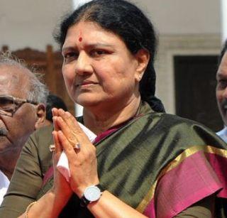 Sasikala surrenders in Bangalore court | शशिकला यांचे बंगळुरू कोर्टात आत्मसमर्पण