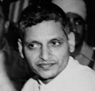 Make public the statement of Gandhi assassin Nathuram: CIC | गांधींचा मारेकरी नथुरामचा जबाब सार्वजनिक करा- CIC