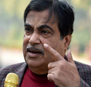 Nitin Gadkari's ministry carriage was stolen | नितीन गडकरींच्या मंत्रालयातील भाड्याची गाडी झाली चोरी