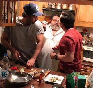 When Saif and Ranbir became 'chefs' ... | जेव्हा सैफ आणि रणबीर बनले 'शेफ'...