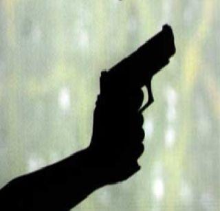 Firing of BJP's district general secretary | भाजपाच्या जिल्हा सरचिटणीसावर गोळीबार Firing of BJP's district general secretary | भाजपाच्या जिल्हा सरचिटणीसावर गोळीबार
