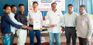 Enhance institutional status to win the competition | स्पर्धेत टिकण्यासाठी संस्थांचा दर्जा वाढवा Enhance institutional status to win the competition | स्पर्धेत टिकण्यासाठी संस्थांचा दर्जा वाढवा