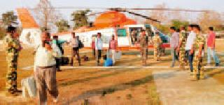 Massive voting in Naxal areas | नक्षलग्रस्त भागात प्रचंड मतदान Massive voting in Naxal areas | नक्षलग्रस्त भागात प्रचंड मतदान