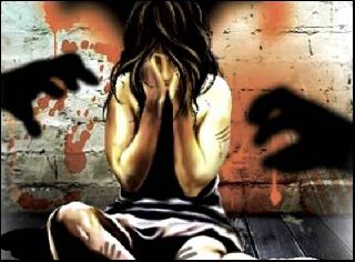 Woman kidnapped in Nashik; Sales to Mumbai for sale | नाशिकमध्ये महिलेचे अपहरण; देहविक्रयसाठी मुंबईला विक्री