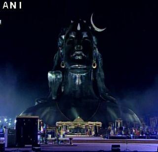 The unveiling of 112-feet tall statue of Lord Shiva at the hands of Modi | मोदींच्या हस्ते भगवान शंकराच्या 112 फूट उंच मूर्तीचे अनावरण