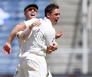 'Abhimanyu' becomes India's spinner | फिरकीच्या चक्रव्युहात भारताचा झाला 'अभिमन्यू' 'Abhimanyu' becomes India's spinner | फिरकीच्या चक्रव्युहात भारताचा झाला 'अभिमन्यू'