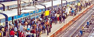 Railway trains to be 'housefilled' | रेल्वे गाड्या ‘हाऊसफुल्ल’