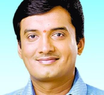 Whether Dhananjay Mahadik will remain in the favor | धनंजय महाडिक पक्षात राहणार की नाही