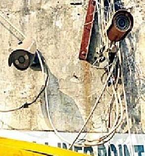 CCTV has happened 'Nazarate' | सीसीटीव्हीच झाले ‘नजरे’आड CCTV has happened 'Nazarate' | सीसीटीव्हीच झाले ‘नजरे’आड