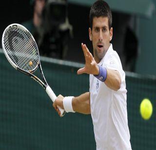 Djokovic sank for victory, sweat | जोकोविचने विजयासाठी गाळला घाम Djokovic sank for victory, sweat | जोकोविचने विजयासाठी गाळला घाम
