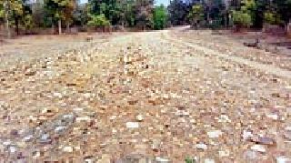 After seven decades of independence, the facilities of Vitapura are also available | स्वातंत्र्याच्या सात दशकानंतरही वीटपुरात सुविधांची वाणवा After seven decades of independence, the facilities of Vitapura are also available | स्वातंत्र्याच्या सात दशकानंतरही वीटपुरात सुविधांची वाणवा
