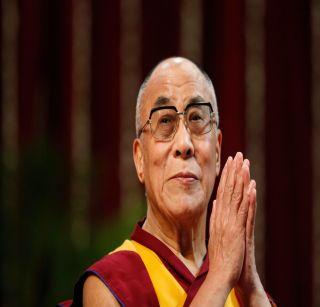 Welcome to Dalai Lama to India for defying Chinese pressure | चीनचा दबाव धुडकावून भारत करणार दलाई लामांचे स्वागत