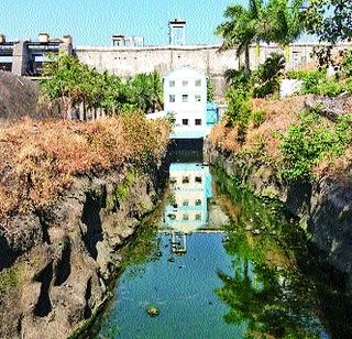 After two months the twist is closed | दोन महिन्यांनंतर आवर्तन बंद After two months the twist is closed | दोन महिन्यांनंतर आवर्तन बंद