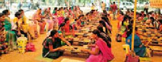Training of bangles: | बांगड्यांचे प्रशिक्षण : Training of bangles: | बांगड्यांचे प्रशिक्षण :
