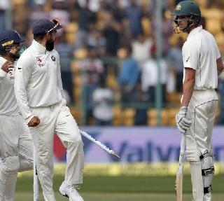 Kohli warned of throats, the Australian newspaper's serious charge | कोहलीने गळा कापण्याचा इशारा केला,ऑस्ट्रेलियाच्या न्यूजपेपरचे गंभीर आरोप