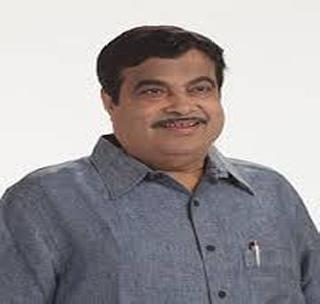 Gadkari will review water conservation work in Vidarbha | गडकरी घेणार विदर्भातील जलसंधारण कामांचा आढावा