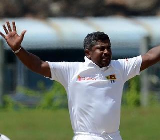 The world record of Sri Lanka's Rangana Herath, behind Daniel Vitori | श्रीलंकेच्या रंगना हेराथचा वर्ल्ड रेकॉर्ड, डॅनियल व्हिटोरीला टाकलं मागे