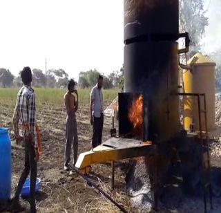 The process on the halakunda happens in the field | शेतातच होतेय हळकुंडावर प्रक्रिया