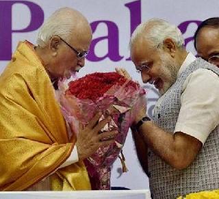 Advani will become Gurudakshina, President? | आडवाणींना गुरुदक्षिणा, बनणार राष्ट्रपती?