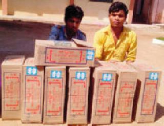 Inspect the illegal liquor shops | अवैध दारूविक्रीला पोलिसांनी घातला आळा Inspect the illegal liquor shops | अवैध दारूविक्रीला पोलिसांनी घातला आळा