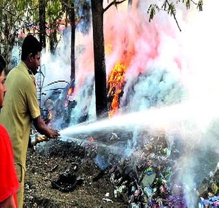 Civil Lines Police Station fire | सिव्हिल लाइन पोलीस ठाण्यालगत आग