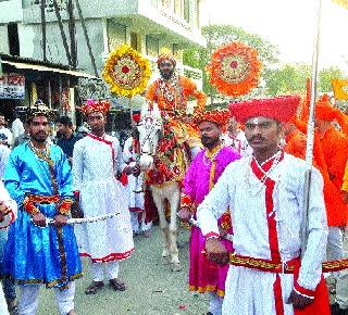 Everywhere Shiv Jayanti is excited | सर्वत्र शिवजयंती उत्साहात