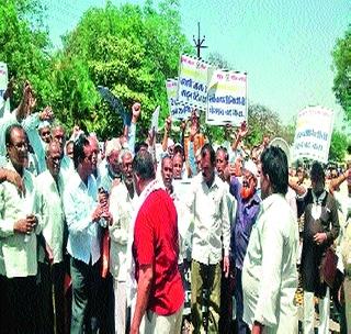 Anganwadi worker, movement of pensioners | अंगणवाडीसेविका, पेन्शनर्सचे आंदोलन