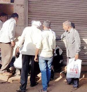 Shop gates and mobile tower seals | दुकान गाळे व मोबाईल टॉवर सील