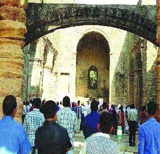The Portuguese Temple of Christendom shines in the history | पोर्तुगीजकालीन ख्रिस्त मंदिर इतिहासाला उजाळा The Portuguese Temple of Christendom shines in the history | पोर्तुगीजकालीन ख्रिस्त मंदिर इतिहासाला उजाळा