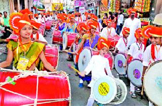 Welcome to the new year celebration of the district | जिल्ह्यात नववर्षाचे जल्लोषात स्वागत Welcome to the new year celebration of the district | जिल्ह्यात नववर्षाचे जल्लोषात स्वागत