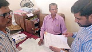 Ration shopkeeper will be representative of the bank | रेशन दुकानदार होणार बँक प्रतिनिधी Ration shopkeeper will be representative of the bank | रेशन दुकानदार होणार बँक प्रतिनिधी