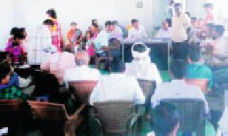 Naghepalli produces Rs.14.4 million from tendu sale | तेंदू विक्रीतून नागेपल्लीला १ कोटी ८४ लाखांचे उत्पन्न Naghepalli produces Rs.14.4 million from tendu sale | तेंदू विक्रीतून नागेपल्लीला १ कोटी ८४ लाखांचे उत्पन्न