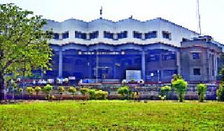 Dissatisfaction with Municipal employees | मनपा कर्मचाऱ्यांत असंतोष Dissatisfaction with Municipal employees | मनपा कर्मचाऱ्यांत असंतोष