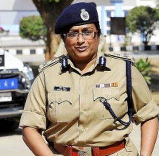 Geeta Johri, who is accused in the Sohrabuddin case, is the new DGP of Gujarat | सोहराबुद्दीन प्रकरणी आरोप करण्यात आलेल्या गीता जोहरी गुजरातच्या नव्या डीजीपी