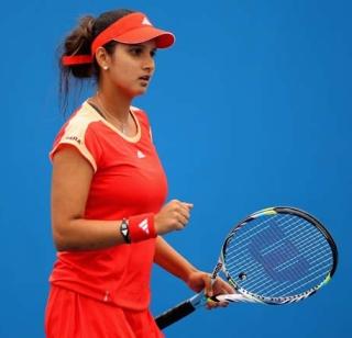 Sania-Strykova lose in final | सानिया-स्ट्रायकोव्हा अंतिम फेरीत पराभूत