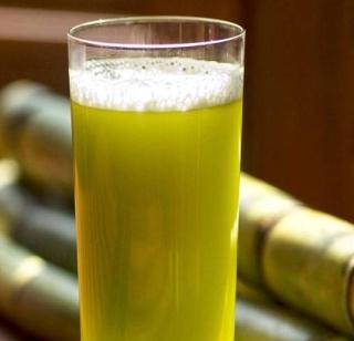 Should sugarcane juice be stored in the refrigerator? | ऊसाचा रस फ्रिजमध्ये गारेगार करावा का?