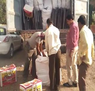 11 lakhs of Andhra Pradesh gutkha seized | आंध्रप्रदेशमधून येणारा ११ लाखाचा गुटखा जप्त