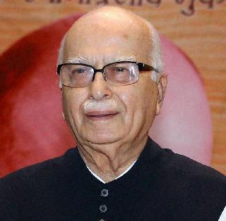 Advani accused in Babri case: CBI | बाबरी प्रकरणात आडवाणी आरोपीच - सीबीआय