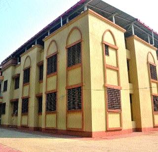 Court proceedings soon in new building | न्यायालयाचे कामकाज लवकरच नवीन इमारतीत