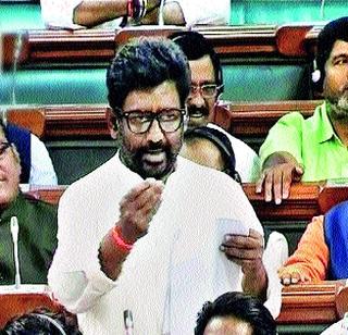 Ravindra Gaikwad sorry; The possibility of raising the aircraft | रवींद्र गायकवाड यांना खेद; विमानबंदी उठण्याची शक्यता