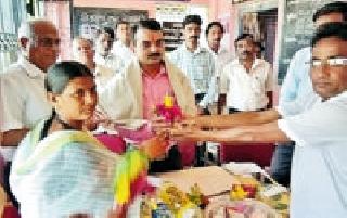 Teacher's teachers in the form of student! | विद्यार्थी घडविण्याची किमया शिक्षकांमध्ये ! Teacher's teachers in the form of student! | विद्यार्थी घडविण्याची किमया शिक्षकांमध्ये !