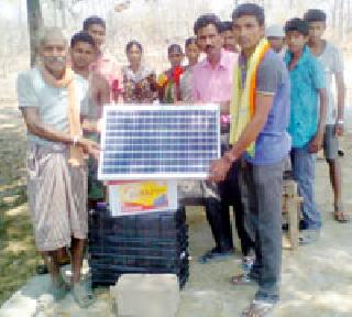 Solar Energy has destroyed Kuttaram village | सौरऊर्जेने कवटाराम गाव उजाळले Solar Energy has destroyed Kuttaram village | सौरऊर्जेने कवटाराम गाव उजाळले