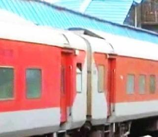 Doubts are suspected to have collapsed in Rajdhani Express, coach attendants and robbers | राजधानी एक्सप्रेसमध्ये दरोडा, कोच अटेंडंट आणि दरोडेखोरांची मिलीभगत असल्याची शंका