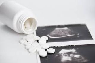 Sources of abortion drugs seized from Parbhani | परभणीतून गर्भपाताच्या औषधांचा साठा जप्त