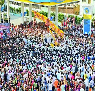 A bungalow procession in Hinjewadi | हिंजवडीमध्ये बगाडाची मिरवणूक