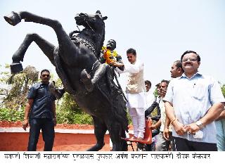 Deepak Kesarkar to develop Sindhudurga as an environmental supplement: | सिंधुदुर्गनगरी पर्यावरण पूरक म्हणून विकसित करूया : दीपक केसरकर